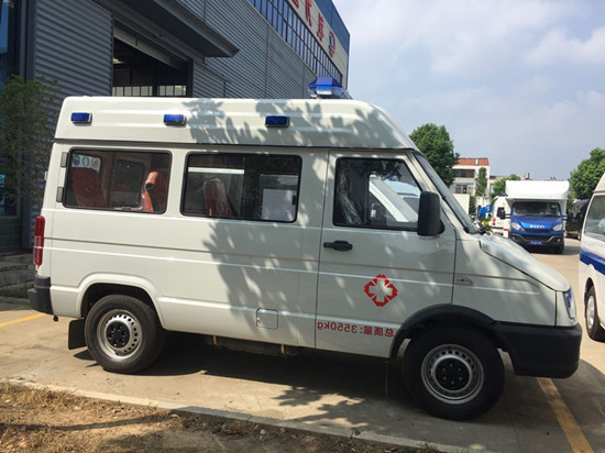 依維柯礦山救護(hù)車